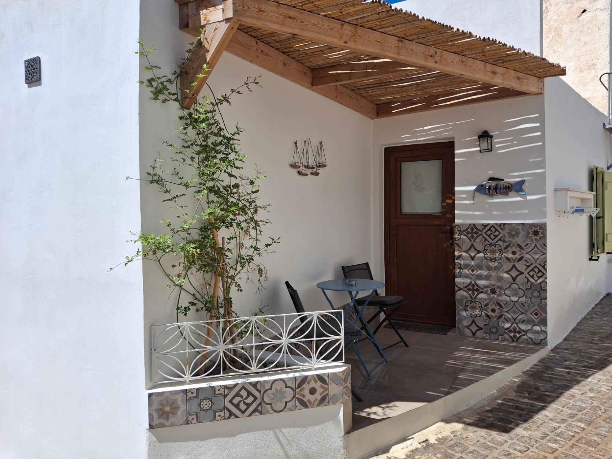 Lilium House *
